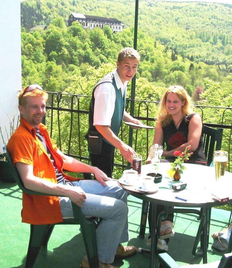 Hotel Weisser Hirsch Schwarzburg Exterior foto